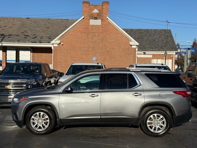 2018 chevrolet traverse lt cloth