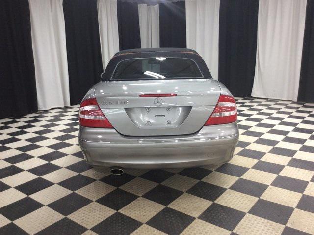 2005 mercedes-benz clk-class 320 cabriolet
