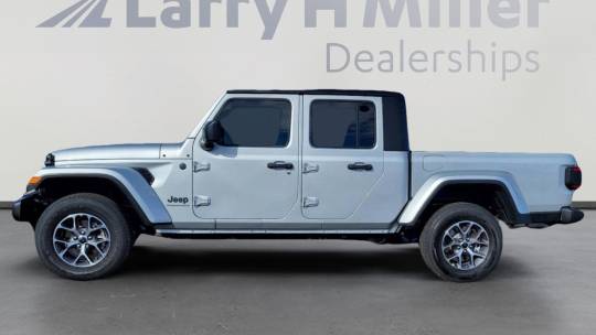 2024 Jeep Gladiator