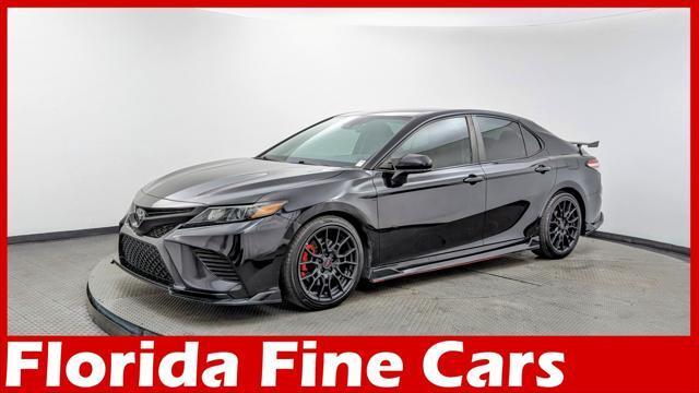 2020 toyota camry xse v6