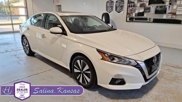 2020 nissan altima 2.5 sv