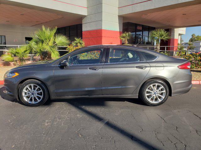 2017 ford fusion se