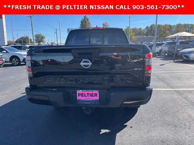 2022 nissan frontier sv