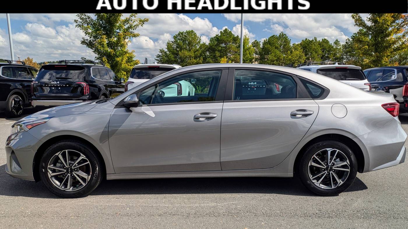 2024 kia forte lxs