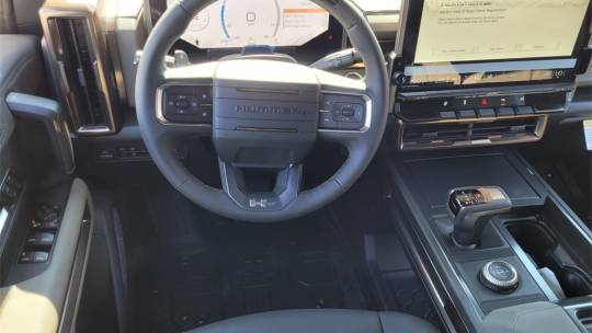 2025 GMC Hummer EV