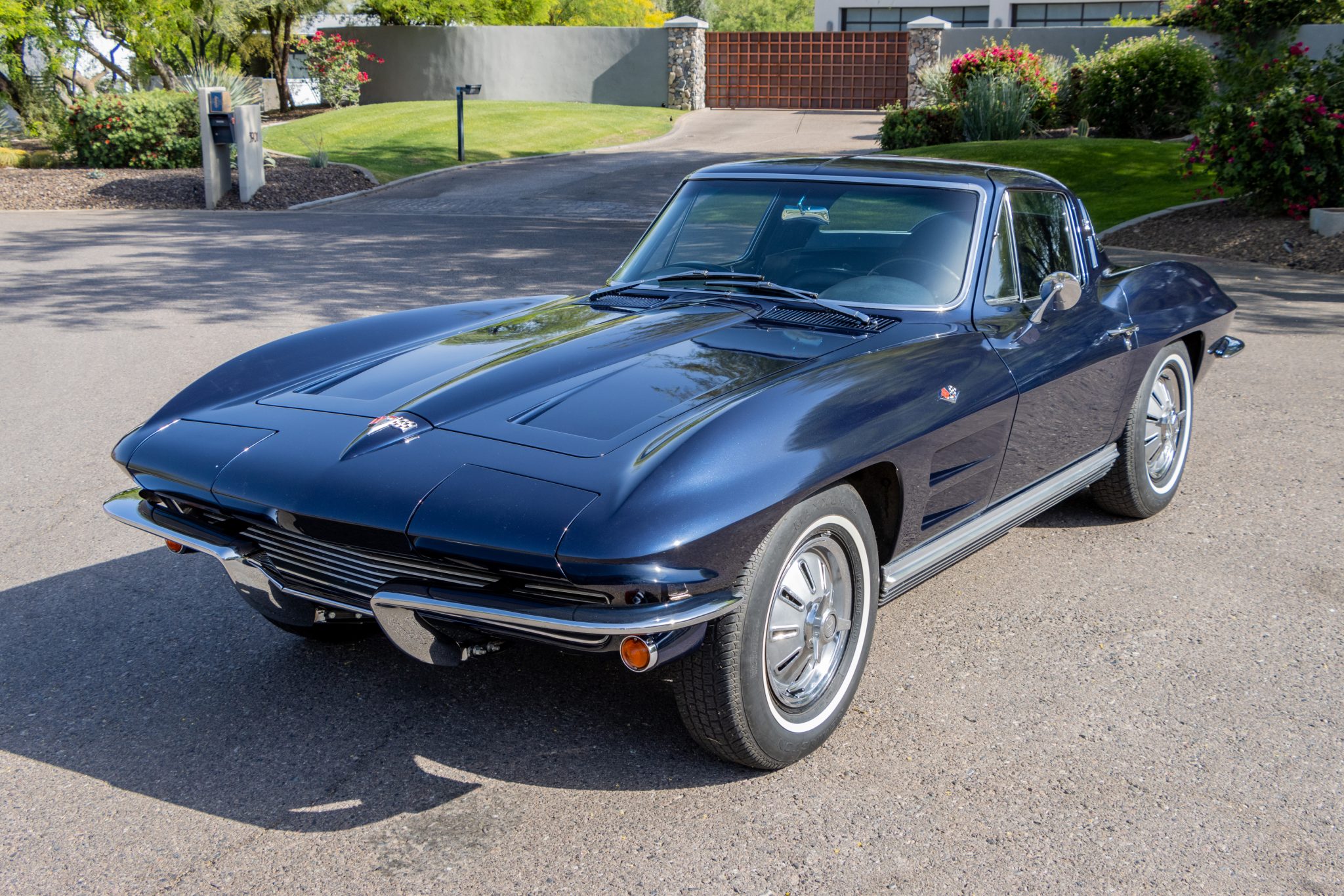 1964 chevrolet corvette coupe 327/250 4-speed