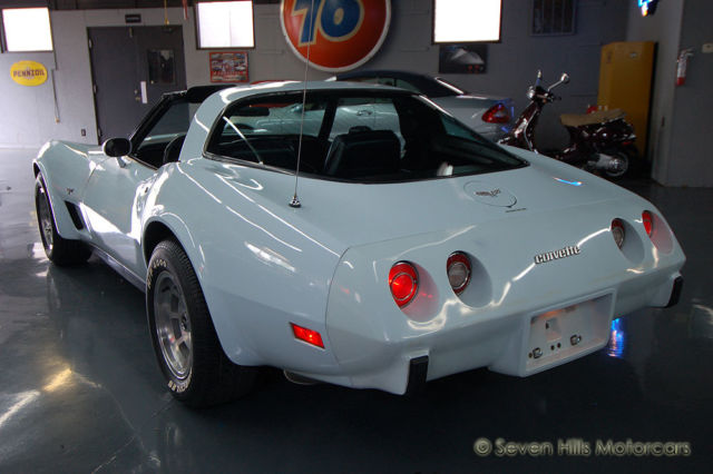 stunning original condition, frost blue/dark blue low miles, l48, priced to sell