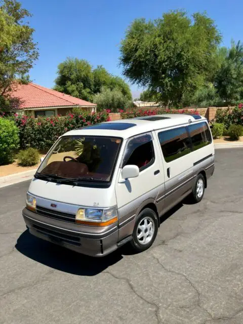 jdm - toyota hiace super custom limited - rhd - low miles- vanlife