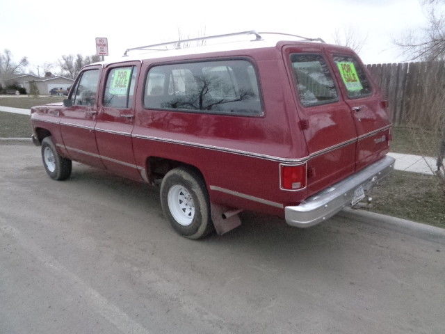 1976 gmc suburban 1/2 ton 4x4
