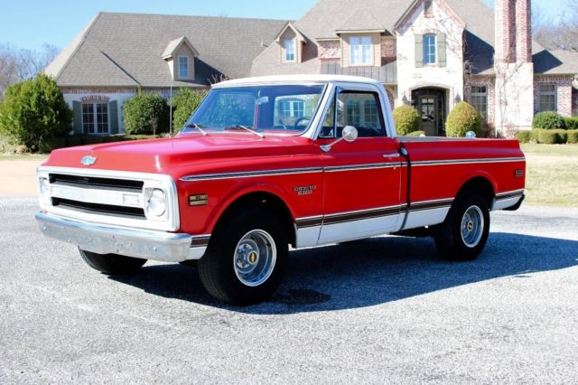 1970 chevrolet c10 factory cst short bed pickup. v8 automatic
