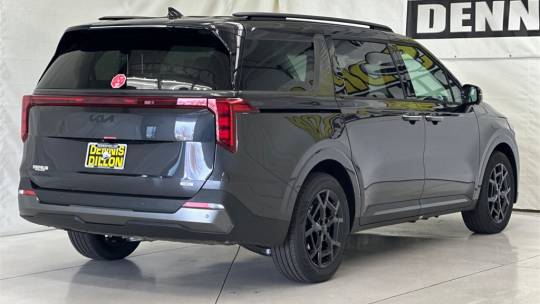 2025 Kia Carnival