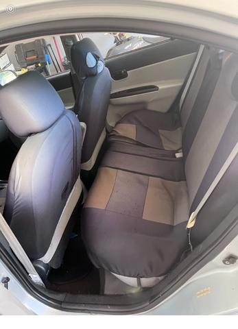 2010 hyundai accent gls