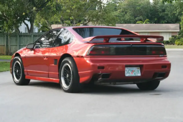1988 pontiac fiero gt coupe 2-door 3.8l series iii supercharged