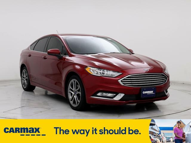 2017 ford fusion se