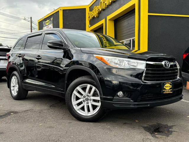 2016 toyota highlander le