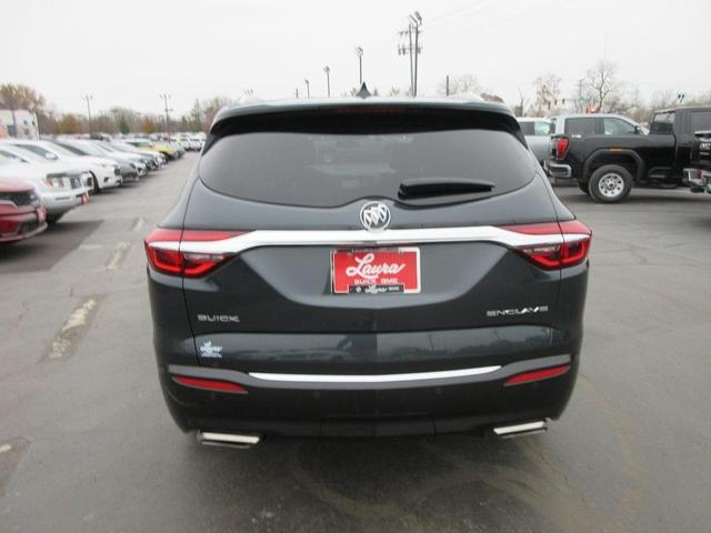 2018 buick enclave essence