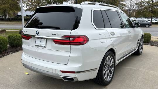 2022 BMW X7