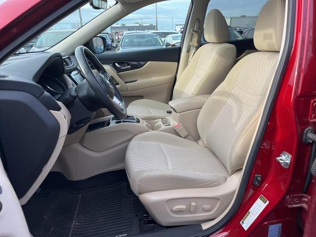 2018 nissan rogue sv