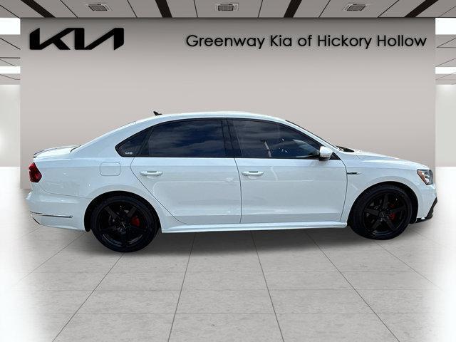 2018 volkswagen passat 2.0t r-line