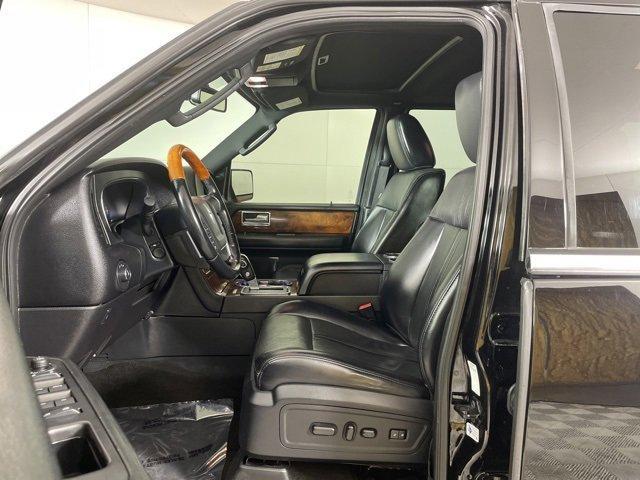 2017 lincoln navigator select
