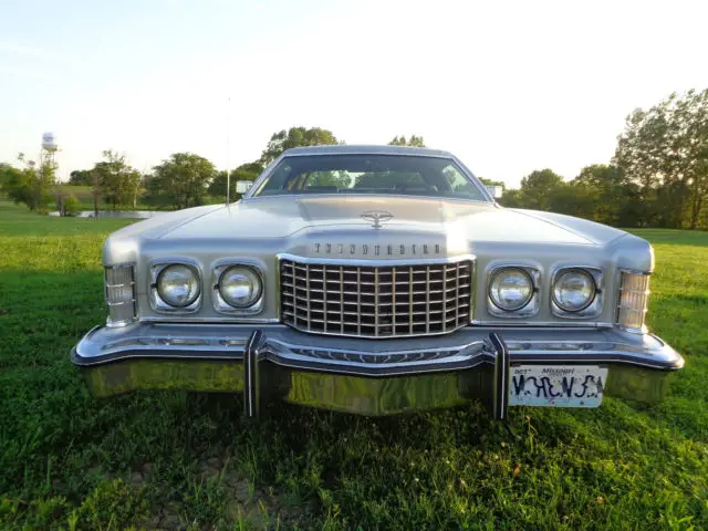 1975 ford thunderbird base hardtop 2-door 7.5l silver color good condition