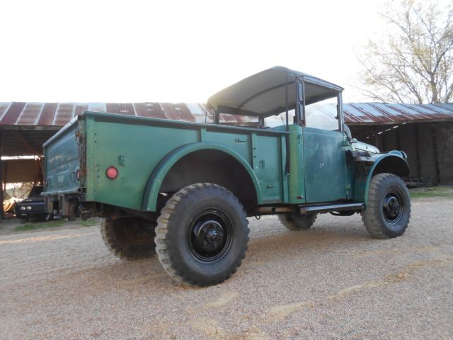 1952 dodge 4x4 power wagon runs great!!!