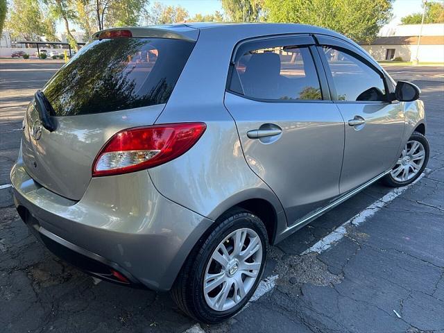 2013 mazda mazda2 sport