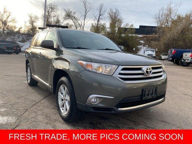 2012 toyota highlander base