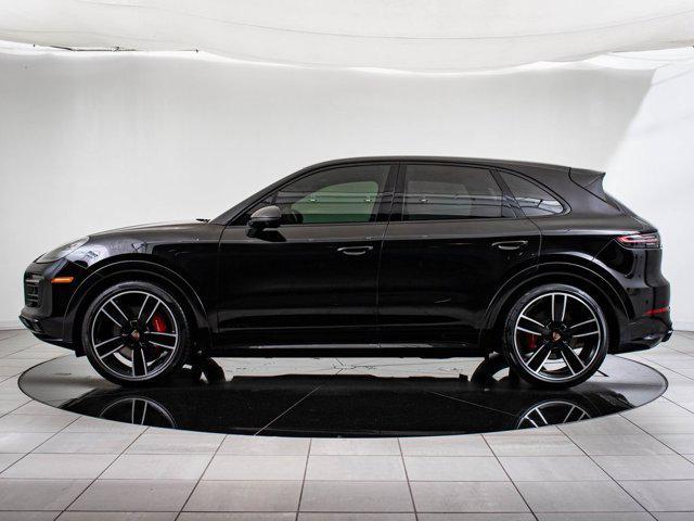 2023 porsche cayenne gts