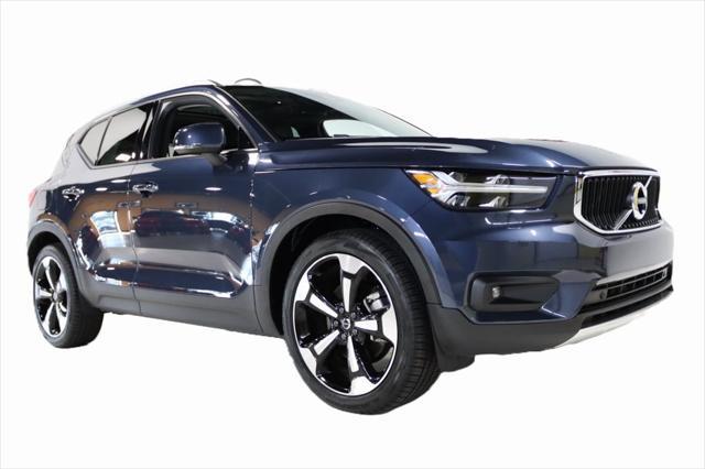 2022 volvo xc40 t5 momentum
