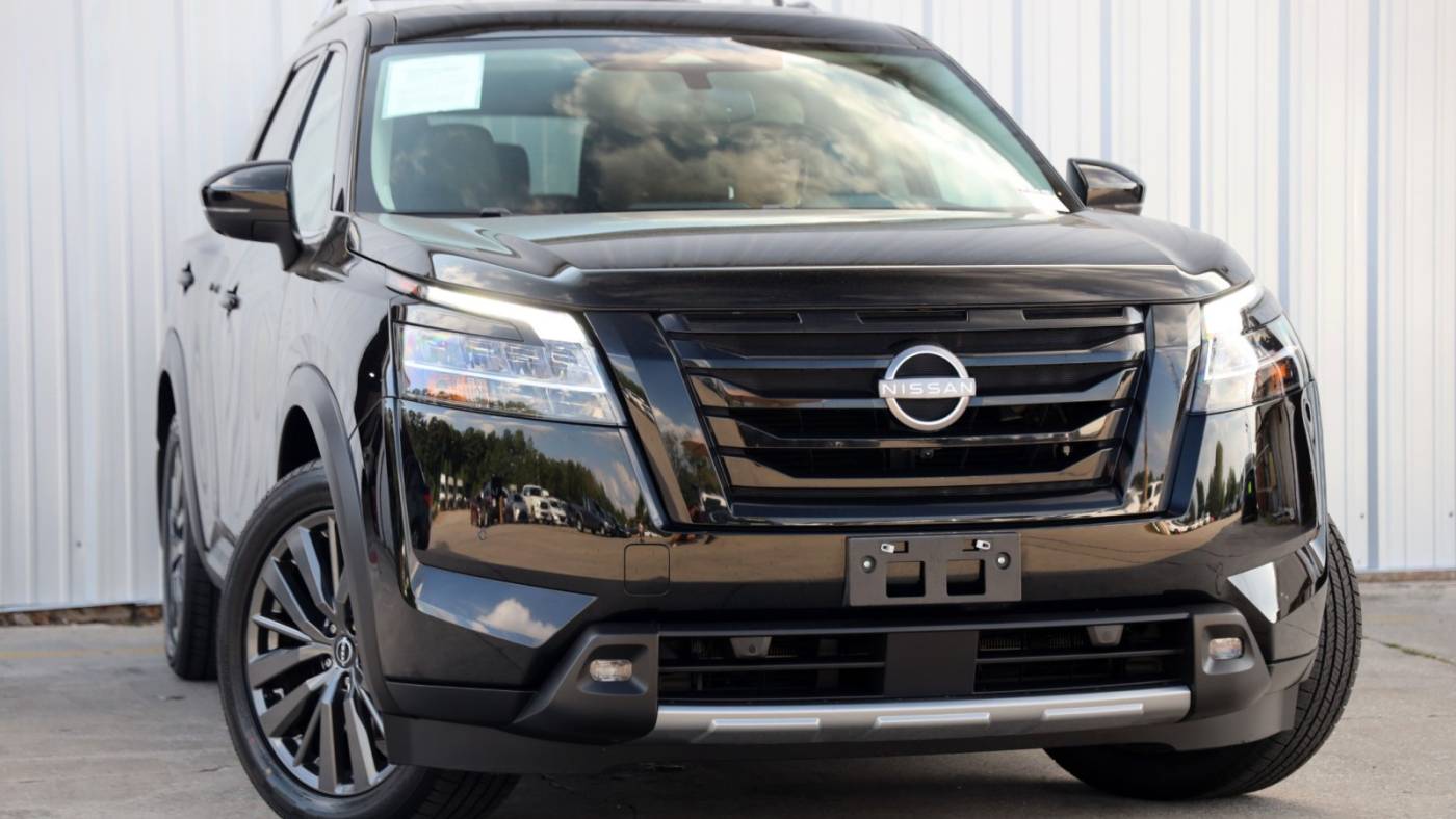 2022 nissan pathfinder sl