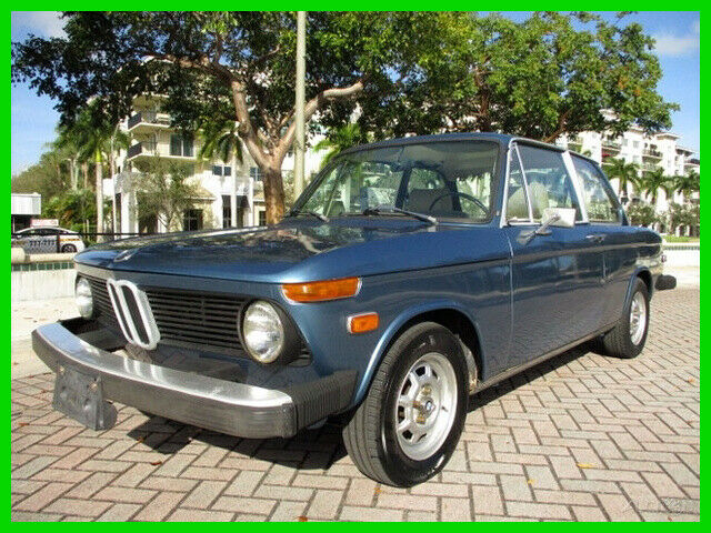 1974 bmw 2002 2-door ice cold air 4-speed 2.0l 4-cyl runs great clutch excellent