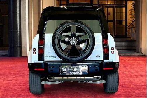 2022 land rover defender