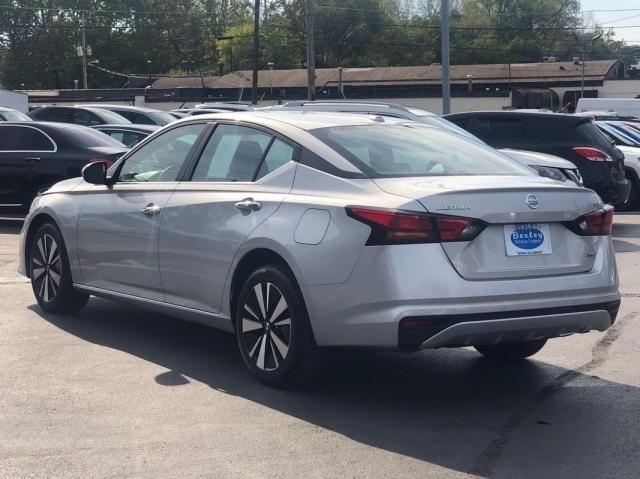 2022 nissan altima 2.5 sv