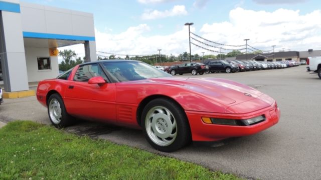 1991 chevrolet corvette nice car!! priced to sell fast! gonna snow, gotta go!!