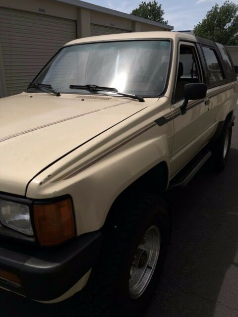 1985 toyota 4runner dlx 2.4l
