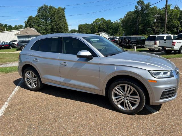 2019 audi q5 2.0t premium plus