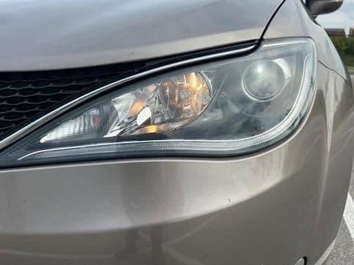 2017 chrysler pacifica touring-l in avon, indiana