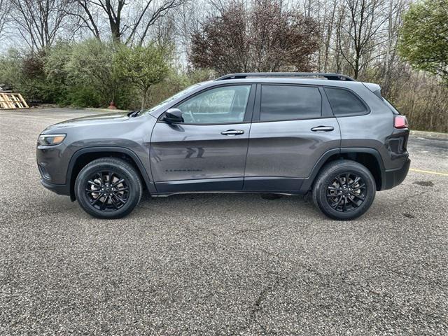 2023 jeep cherokee altitude