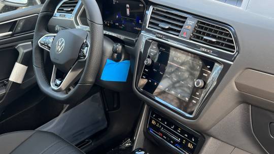 2024 Volkswagen se