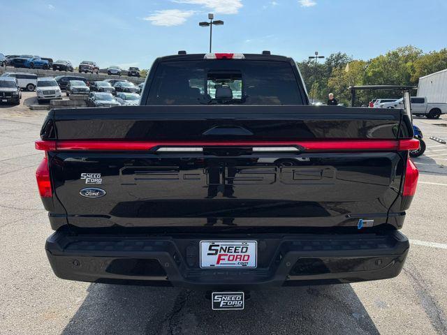 2023 ford f-150 lightning lariat