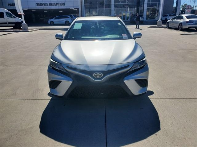 2018 toyota camry se