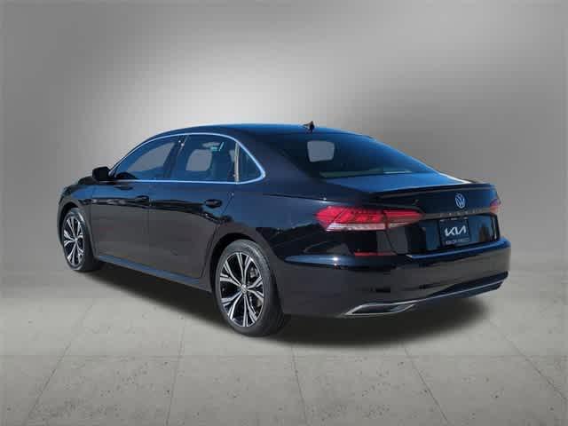 2022 volkswagen passat 2.0t se
