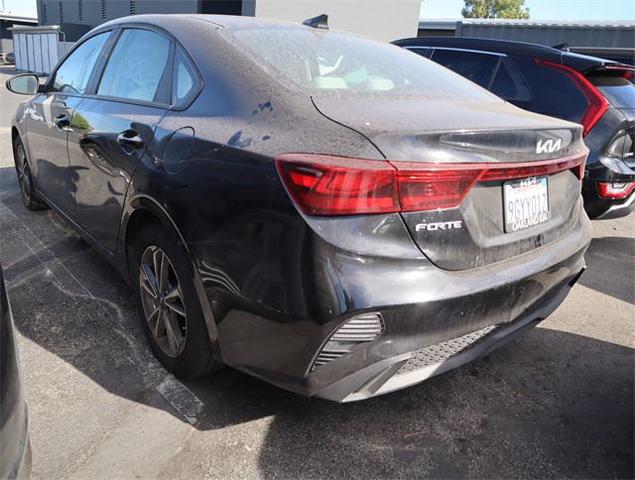 2023 kia forte lxs