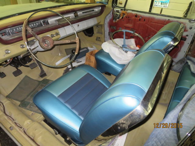 1961 pontiac ventura coupe; 2 door