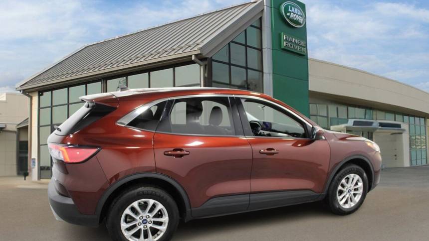 2021 ford escape se