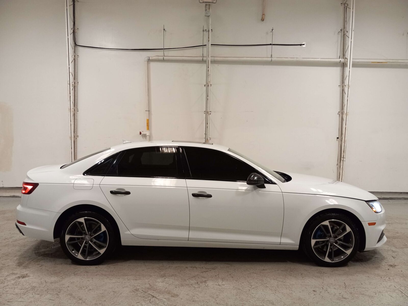 2019 audi a4 40 titanium premium