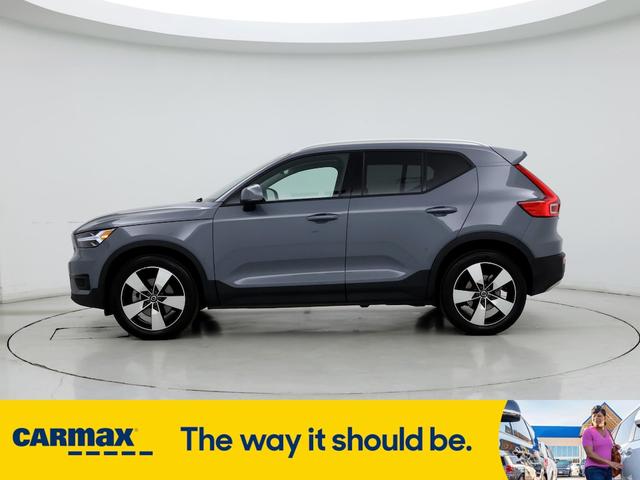 2021 volvo xc40 t5 momentum