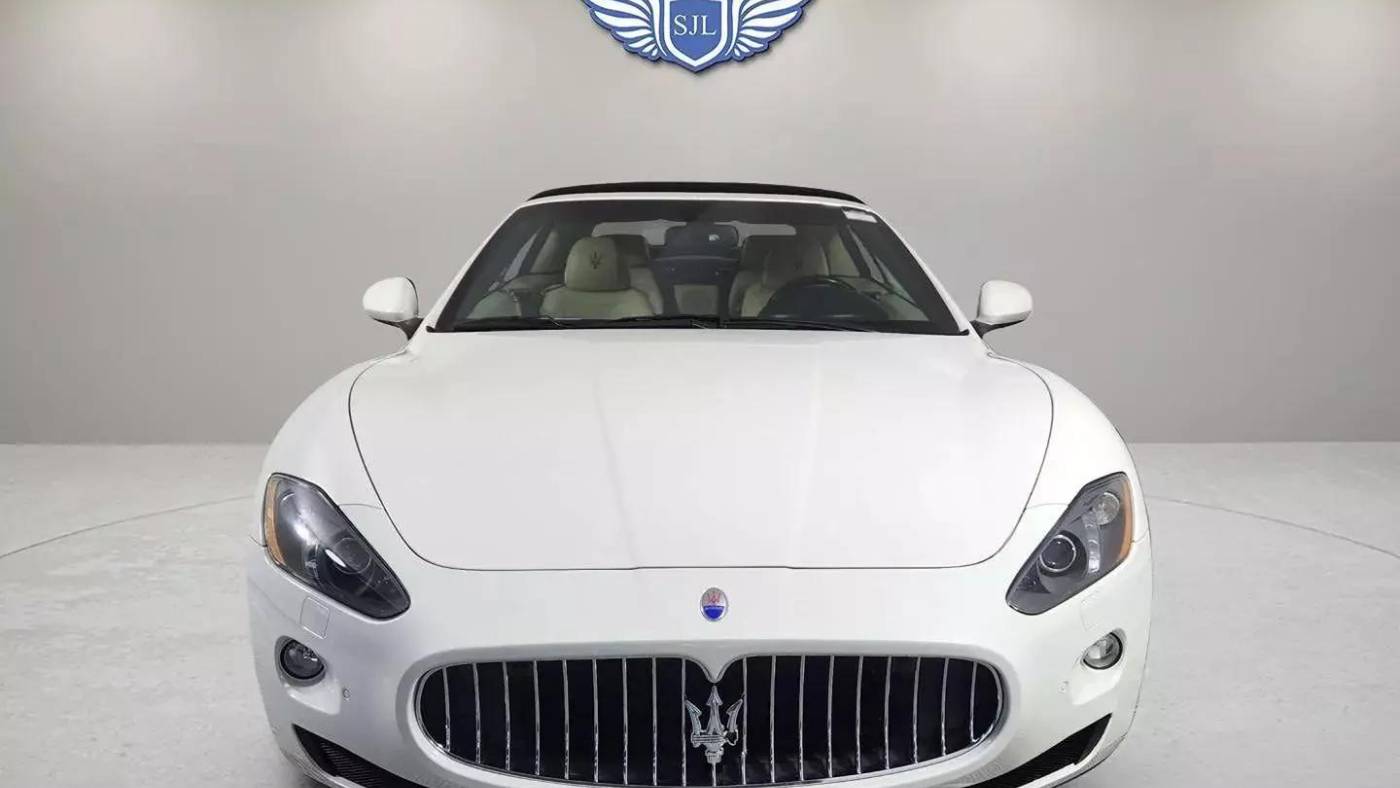 2014 maserati granturismo base