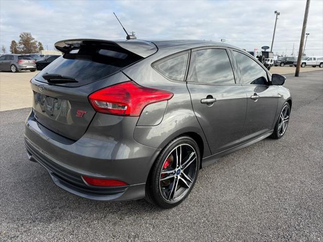 2017 ford focus st